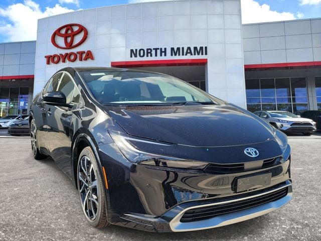 2026 Toyota Prius XSE's photo