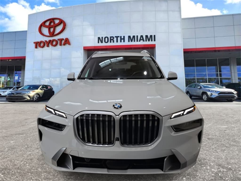 Used 2024 BMW X7 xDrive40i SUV