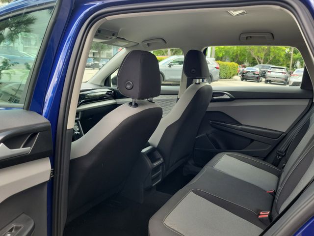 2023 Volkswagen Taos S - Photo 7
