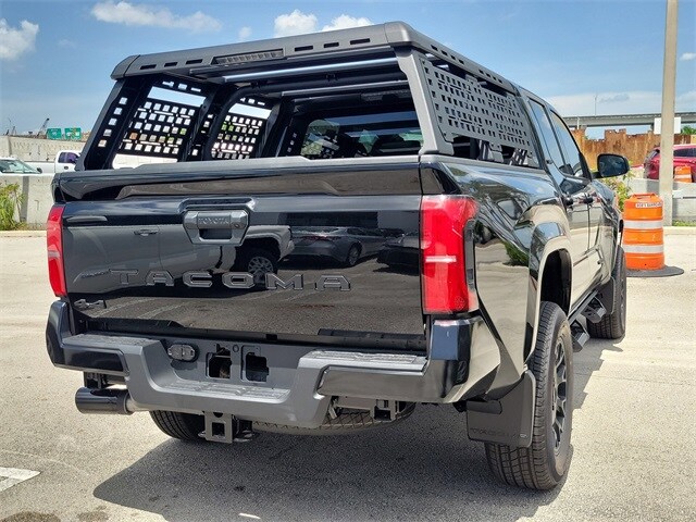 2025 Toyota Tacoma SR5 photo 4