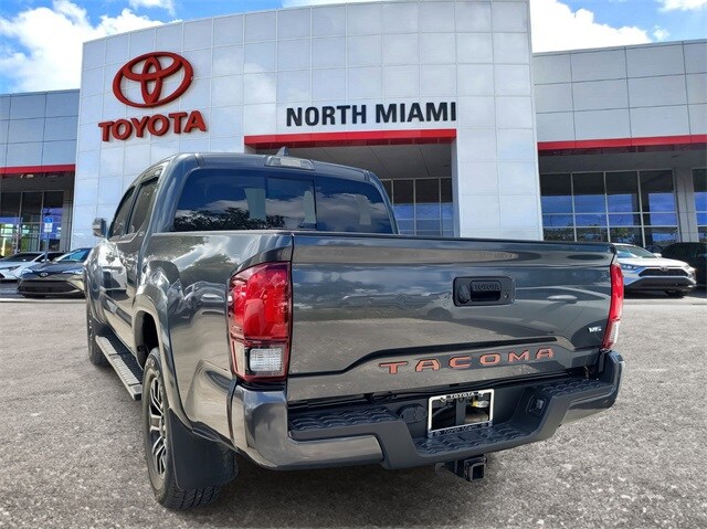 2022 Toyota Tacoma SR5 photo 2