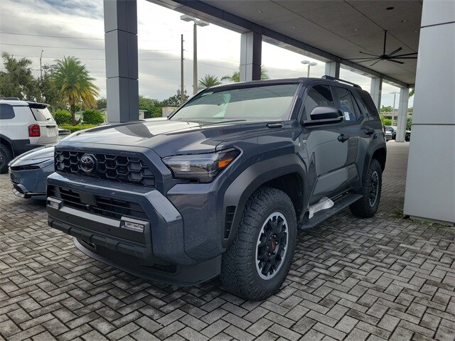 2025 Toyota 4Runner TRD Off-Road photo 2