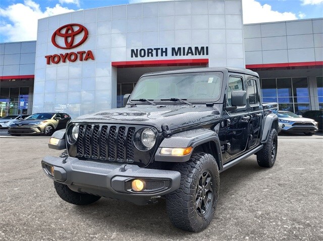 2022 Jeep Gladiator Sport photo 2