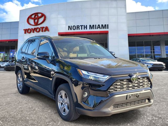 2025 Toyota RAV4 Hybrid SUV 