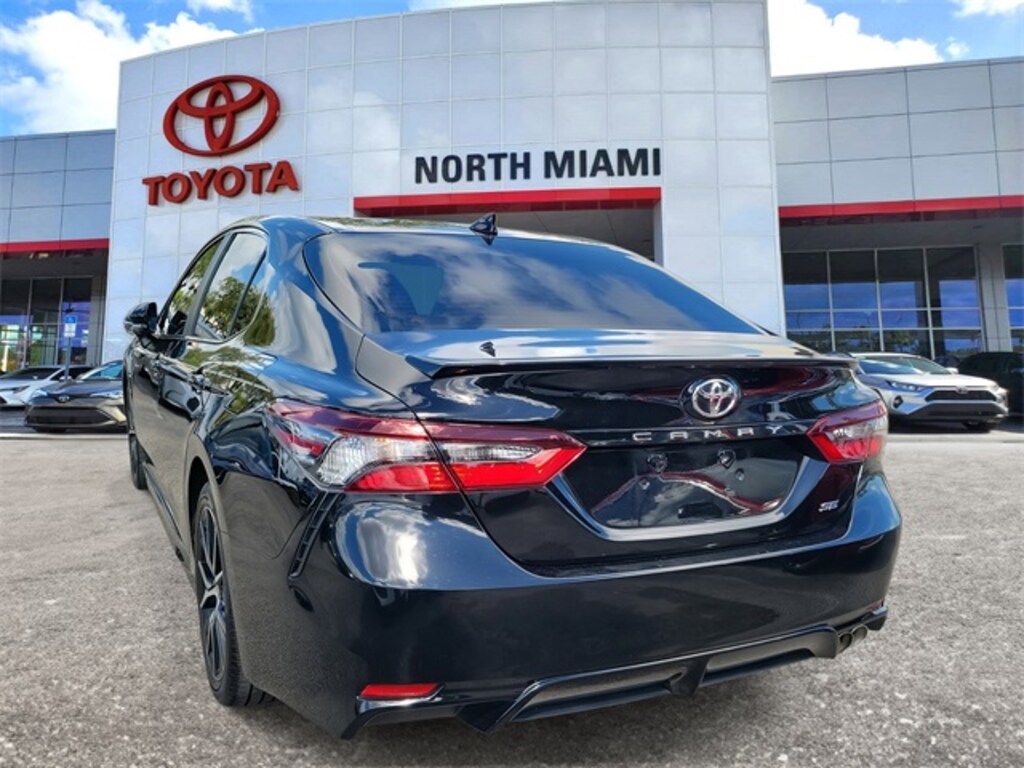 Used 2024 Toyota Camry SE Sedan