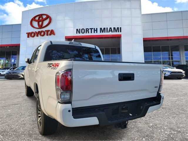 2023 Toyota Tacoma TRD Sport photo 3