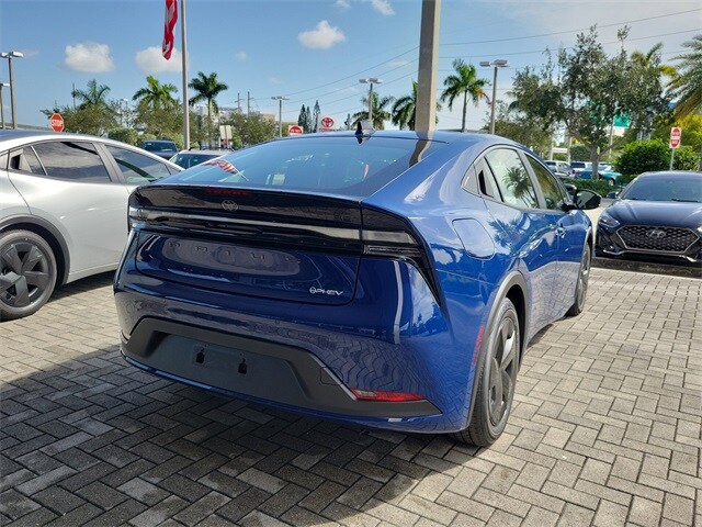 2026 Toyota Prius Prime photo 4