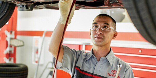 Toyota-Oil-Change.jpg