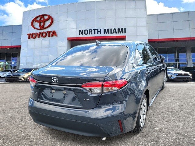 2025 Toyota Corolla LE photo 4