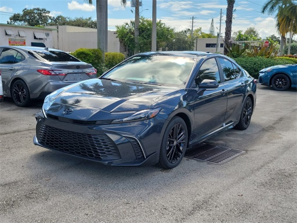 New 2026 Toyota Camry SE Sedan