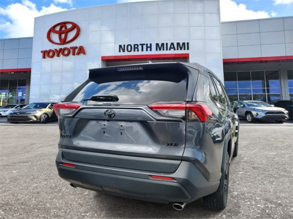 Used 2024 Toyota RAV4 XLE SUV