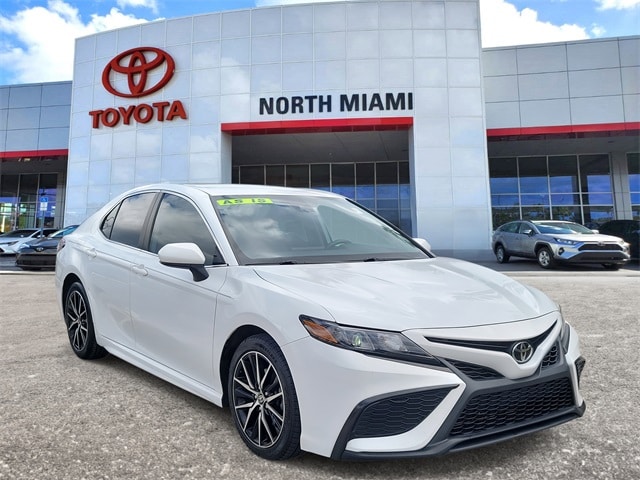 2021 Toyota Camry Sedan 