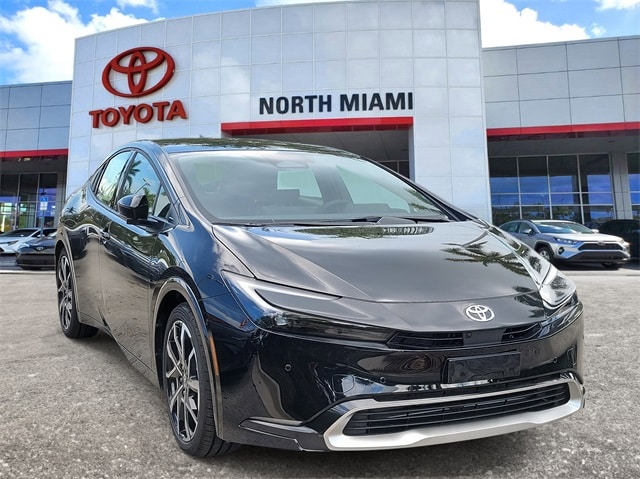 2025 Toyota Prius Plug-in Hybrid Hatchback 