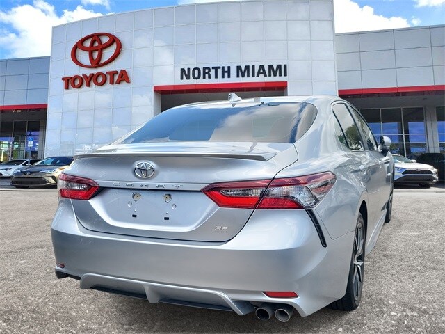 2024 Toyota Camry SE photo 4