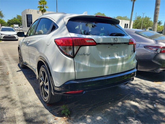2021 Honda HR-V Sport photo 3