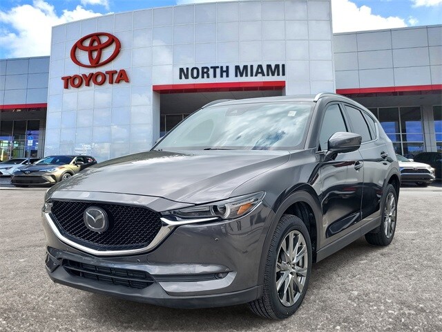 2019 Mazda CX-5 Signature photo 2