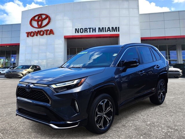 2023 Toyota RAV4 Prime XSE photo 2