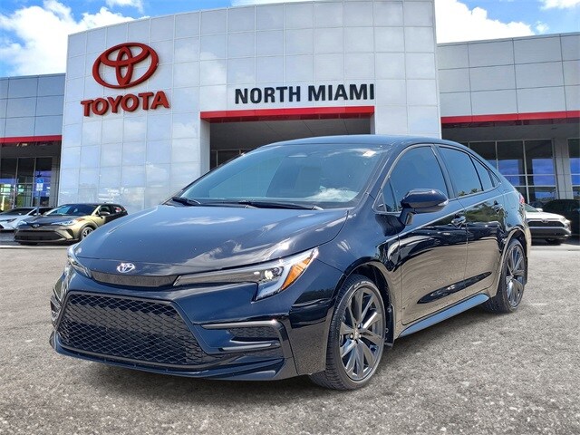 2025 Toyota Corolla SE photo 2