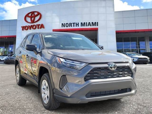 2025 Toyota RAV4 SUV 