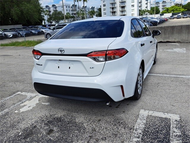 2024 Toyota Corolla LE photo 4