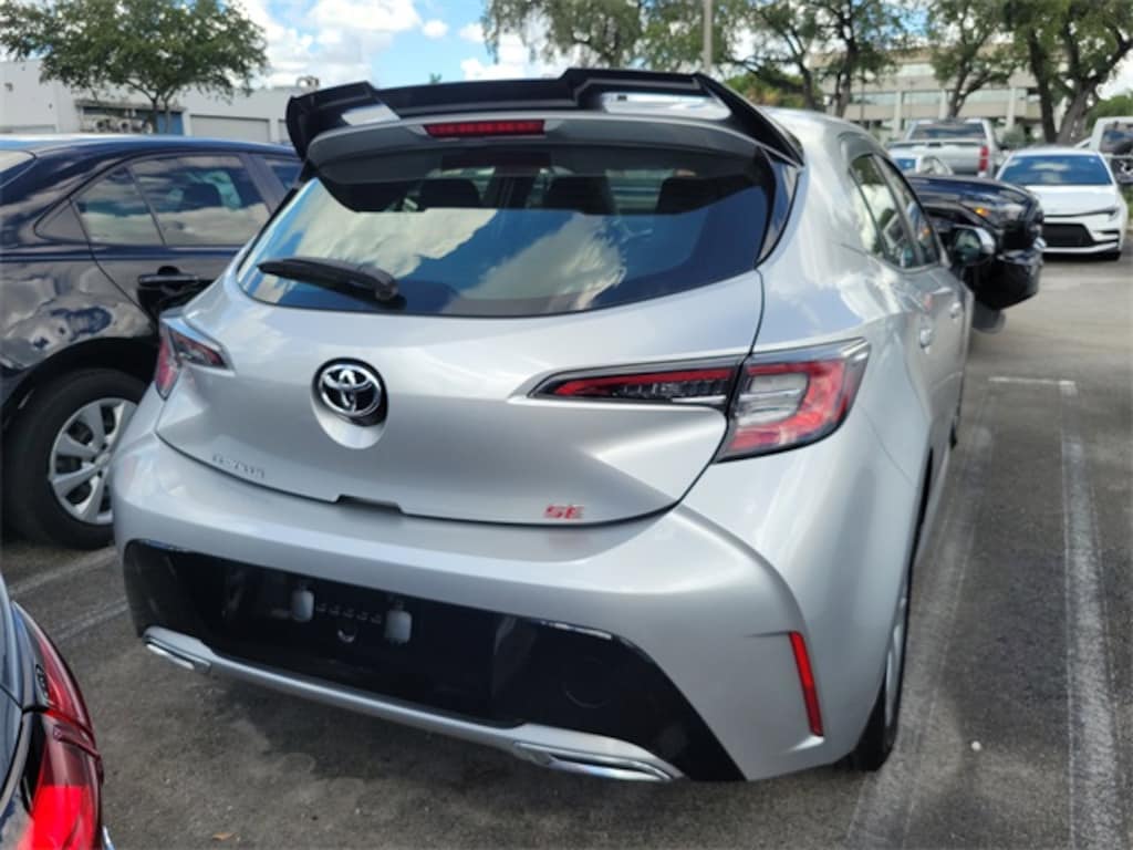 Used 2022 Toyota Corolla Hatchback SE Hatchback