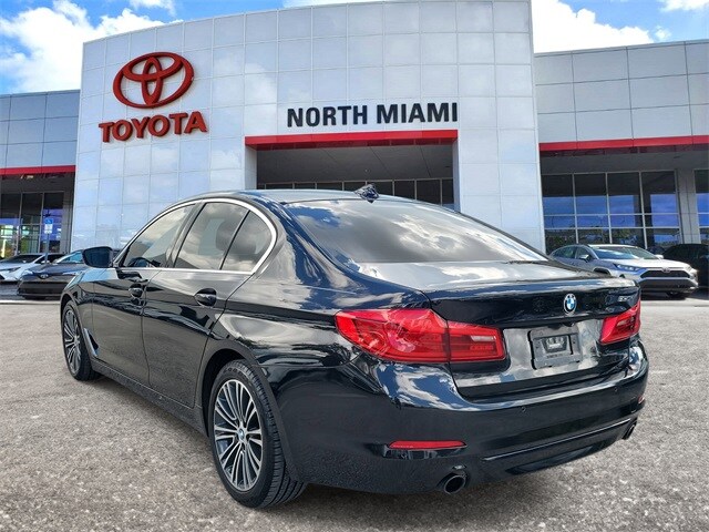 2019 Bmw 530i Sedan photo 3