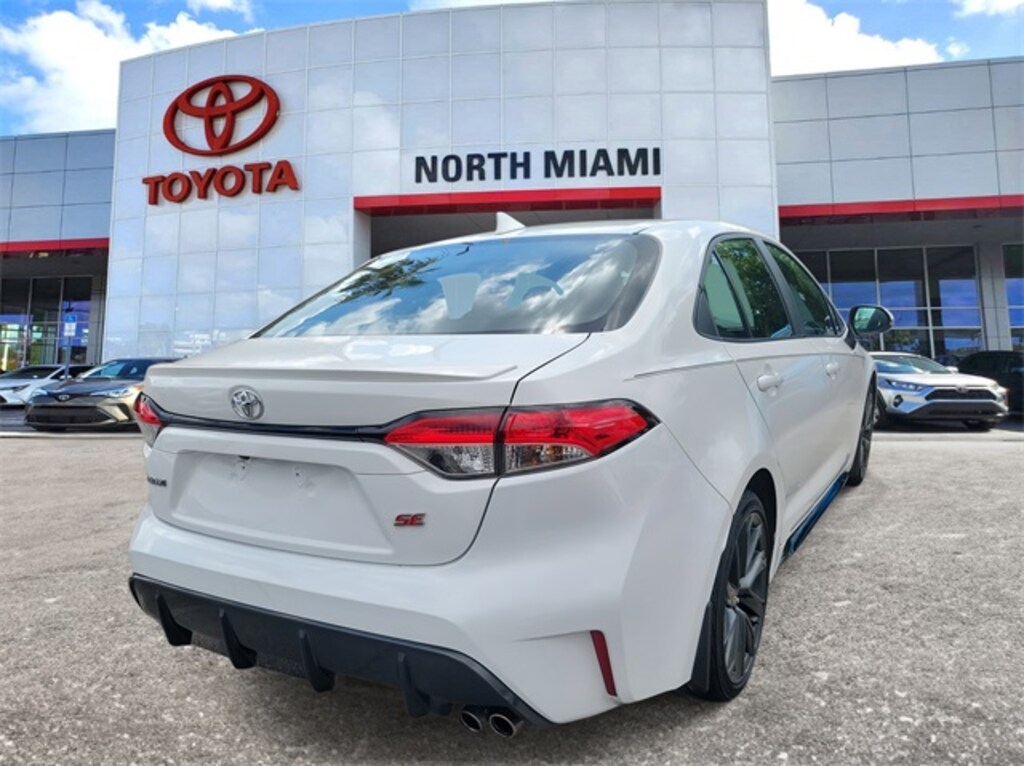Used 2025 Toyota Corolla SE Sedan