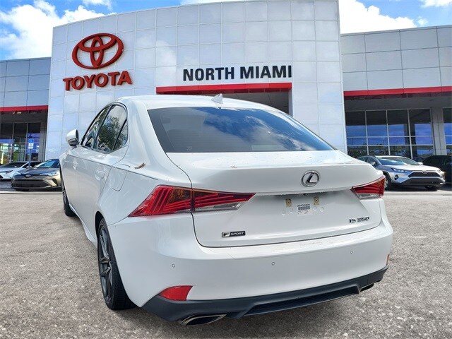 2020 Lexus IS 350 photo 3