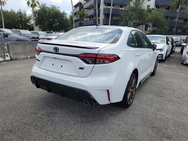 2024 Toyota Corolla XSE photo 4