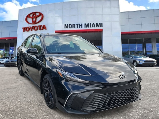 2026 Toyota Camry SE's photo