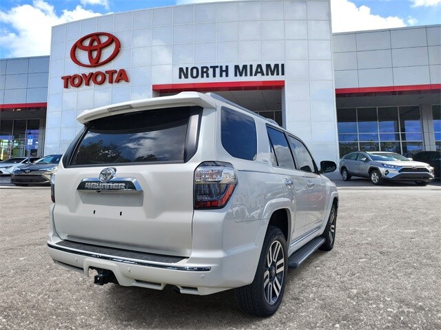 2022 Toyota 4Runner Limited photo 4