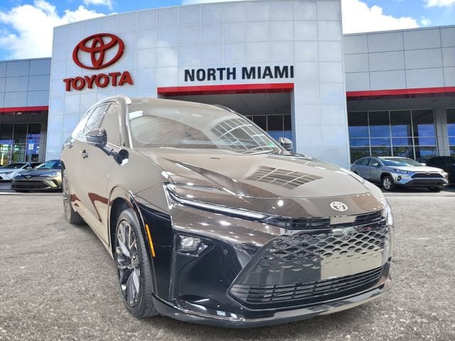 2025 Toyota Crown Signia SUV 