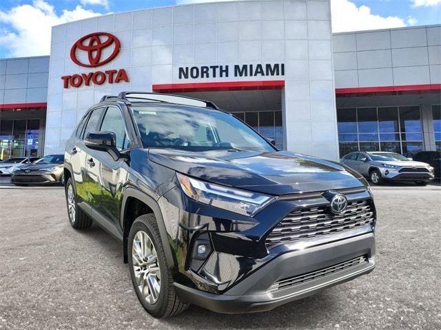 2025 Toyota RAV4 XLE Premium's photo