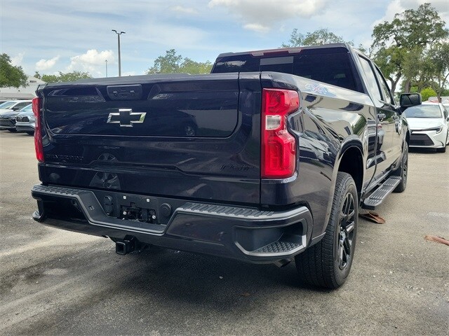 2024 Chevrolet Silverado 1500 RST photo 4