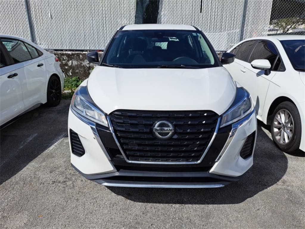 Used 2021 Nissan Kicks S SUV