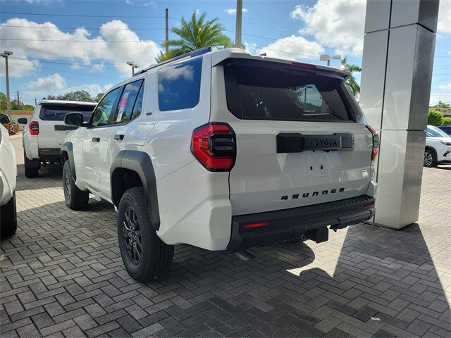 2025 Toyota 4Runner SR5 photo 2