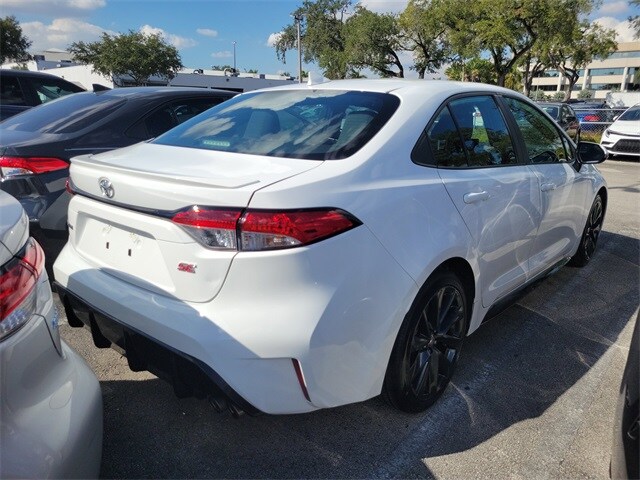 2024 Toyota Corolla SE photo 4
