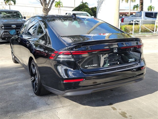 2023 Honda Accord Hybrid Sport photo 3