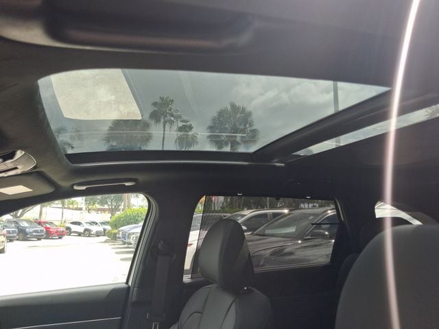2026 Kia Sorento SX Prestige Hybrid - Photo 13