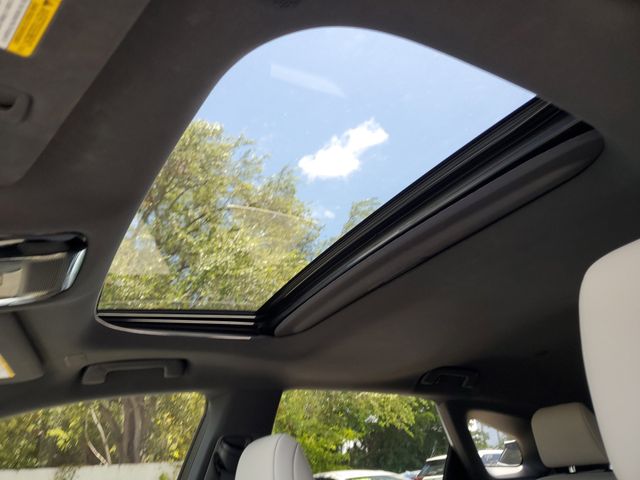 2023 Lexus RX 350 - Photo 17