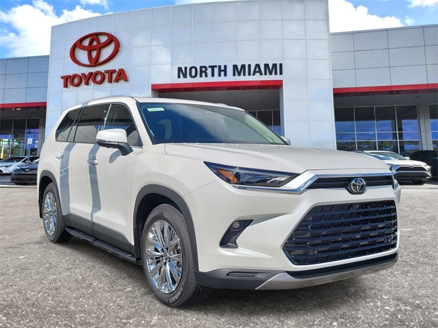 2025 Toyota Grand Highlander SUV 