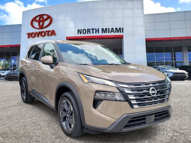 2025 Nissan Rogue SV FWD's photo