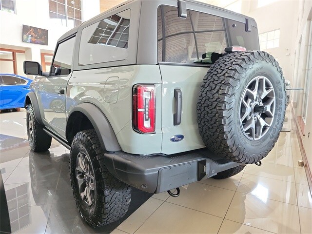 2024 Ford Bronco Badlands photo 3