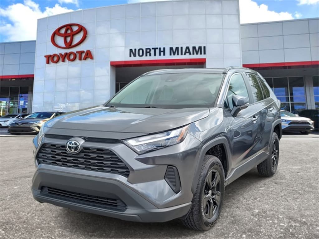 Used 2024 Toyota RAV4 XLE SUV