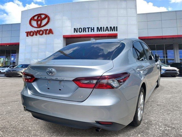 2023 Toyota Camry LE photo 4