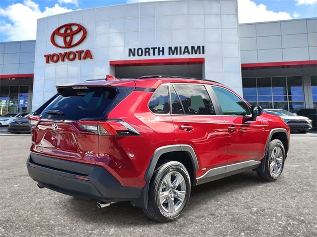 Used 2025 Toyota RAV4 Hybrid LE SUV