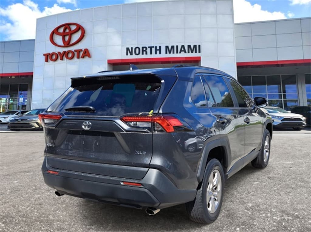 Used 2023 Toyota RAV4 XLE SUV