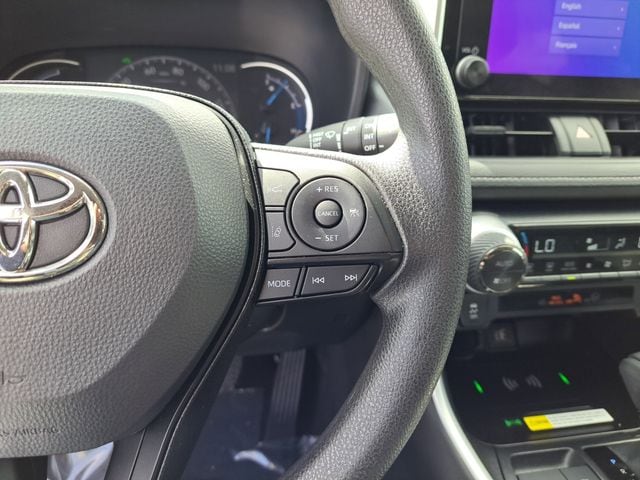 2025 Toyota RAV4 Woodland Edition - Photo 18