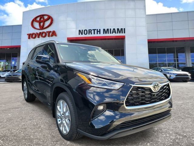 2026 Toyota Highlander Hybrid SUV 