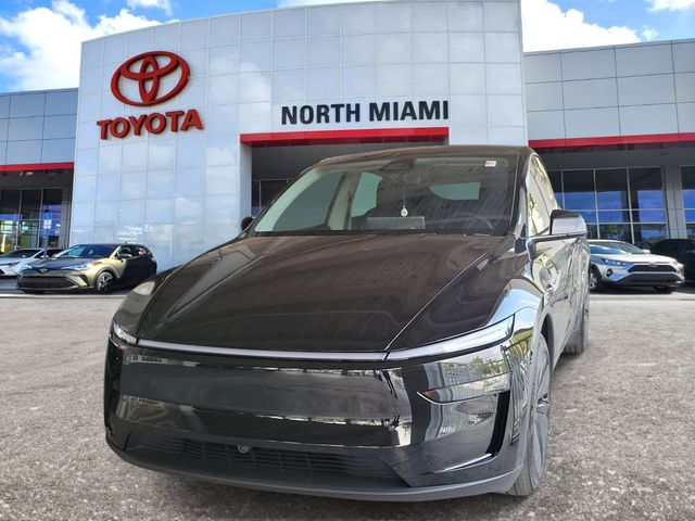 Used 2026 Tesla Model Y Long Range with VIN 7SAYGDEE9TA400042 for sale in Miami, FL
